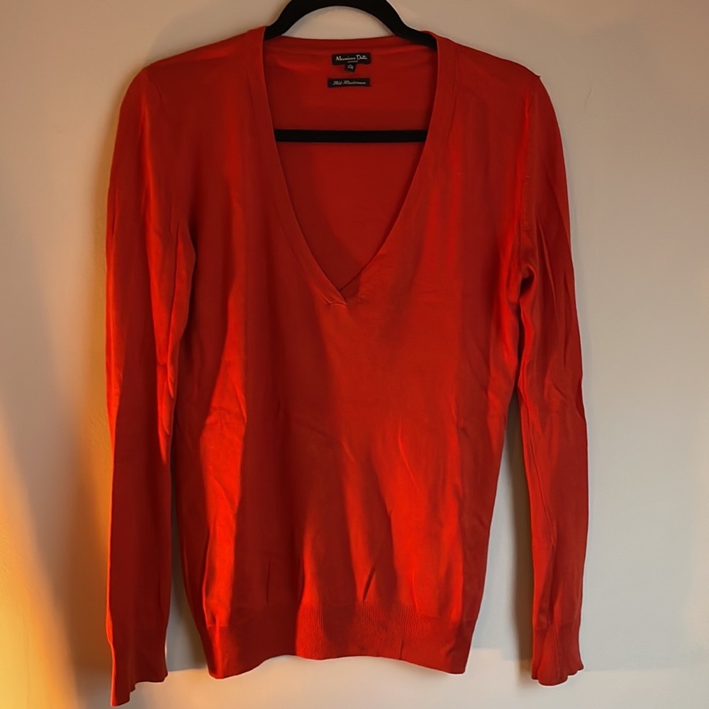 V neck sweater, very famous brand. Massimo Dutti
